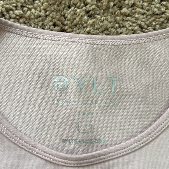 Bylt Basics Curve Hem Lux Short Sleeve Gym T Shirt Light Pink - Picture 5 of 9